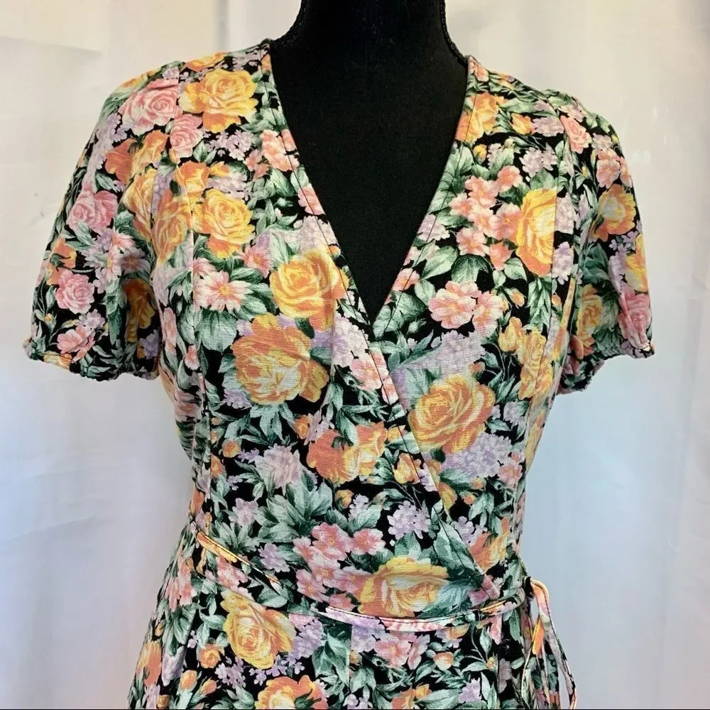 NWT AE Floral Wrap-Front Romper size medium - Picture 8 of 16